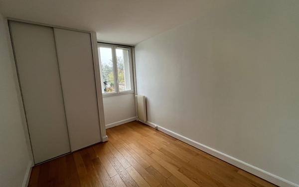 Appartement à louer    4 pièces •  L'Haÿ-les-Roses