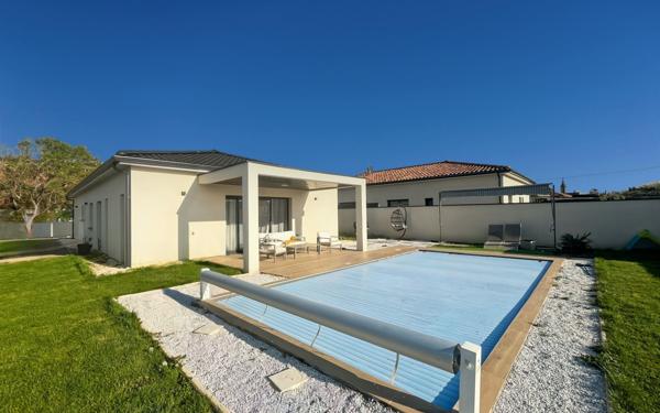 Maison à vendre    5 pièces •  La Ville-Dieu-du-Temple