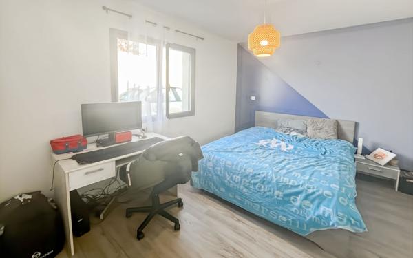 Maison à vendre    5 pièces •  La Ville-Dieu-du-Temple