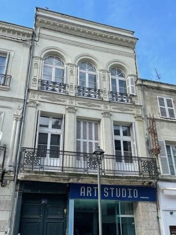 Vente / Immeuble à Saumur (49400)