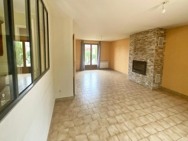 Maison à vendre, dans la commune de St Doulchard