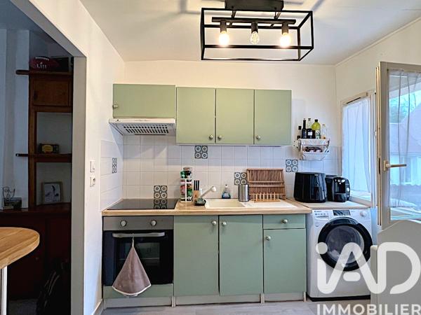 Location appartement 2 pièces 35 m² Neauphle-le-Château