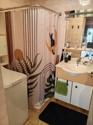 Charmante maison au fond d’une impasse, au bord du ruisseau sur 4290m2