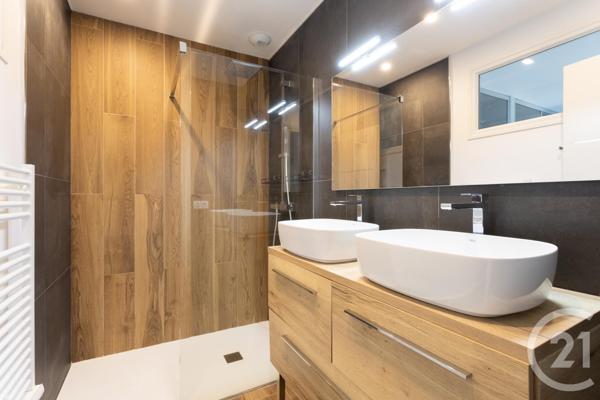 Maison à vendre  5 pièces - 143,93 m2 RIOM - 63