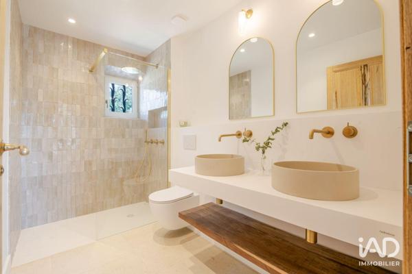 Maison à vendre 5 pièces 181 m² Gordes