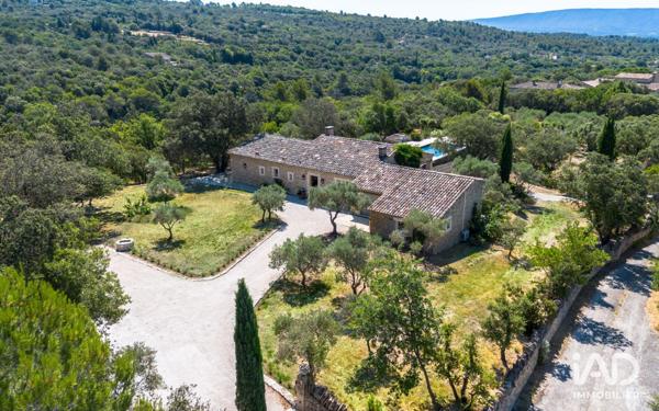 Maison à vendre 5 pièces 181 m² Gordes