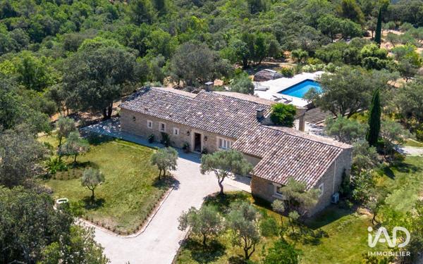 Maison à vendre 5 pièces 181 m² Gordes