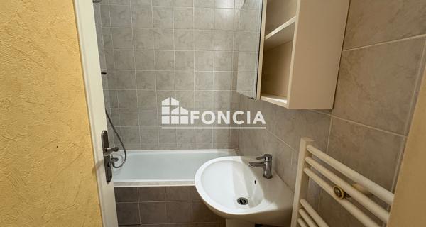Location Studio 19.03 m² - Rennes 35000