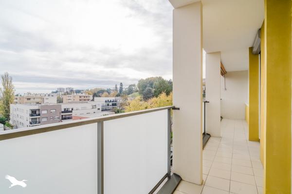 Appartement à vendre |  Oullins |  3 pièces | 65 m²