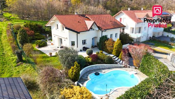 Maison 150m2 - 4 chambres - Sous-sol complet - Piscine