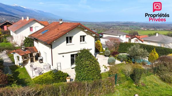 Maison 150m2 - 4 chambres - Sous-sol complet - Piscine