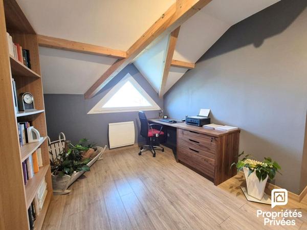 Maison 150m2 - 4 chambres - Sous-sol complet - Piscine