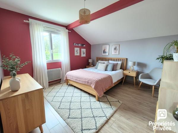 Maison 150m2 - 4 chambres - Sous-sol complet - Piscine