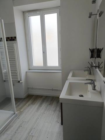 Location Maison 4 pièces 83 m2 à Saint-Sébastien-sur-Loire