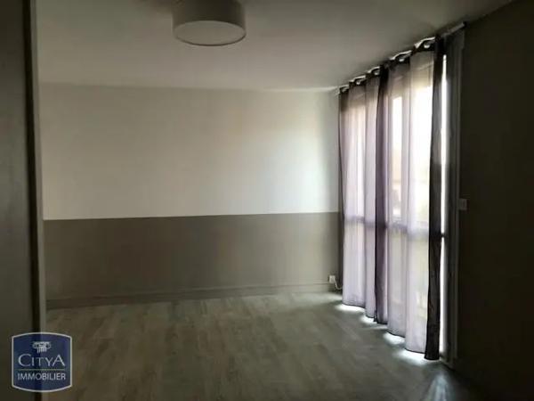 Appartement à louer 1 pièce 29.1m² Riom (63200)