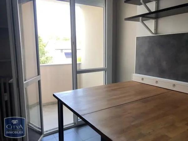 Appartement à louer 1 pièce 29.1m² Riom (63200)