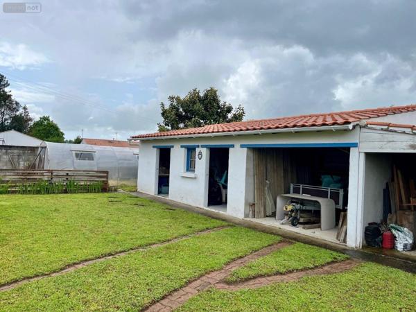 Maison individuelle à vendre à Challans en Vendée (85300), ref : 998/M/2364-85092