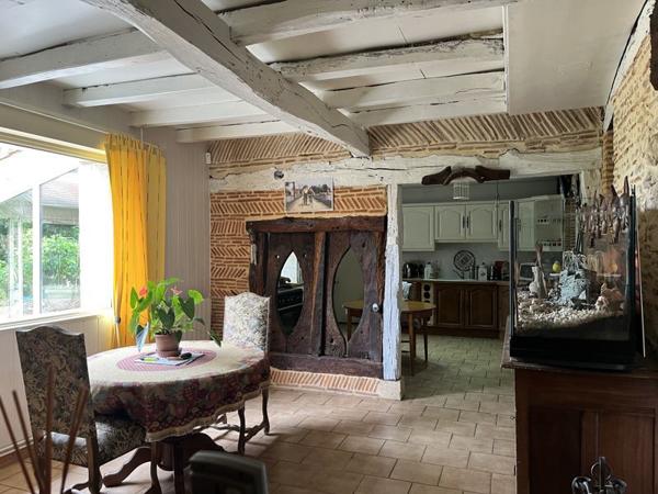 Maison à vendre |  Saint-Pierre-d'Eyraud |  6 pièces | 208 m²