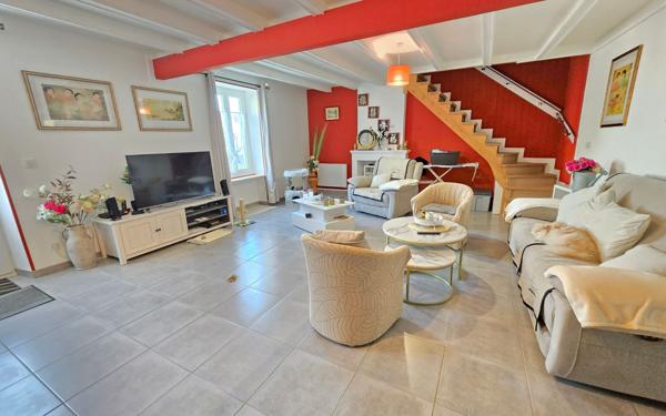 Maison à vendre    4 pièces •  Surgères