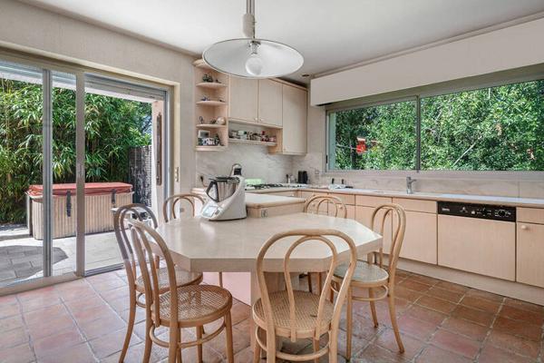 Maison 6 pièces                                        - 44350 Guérande Réf : 128245