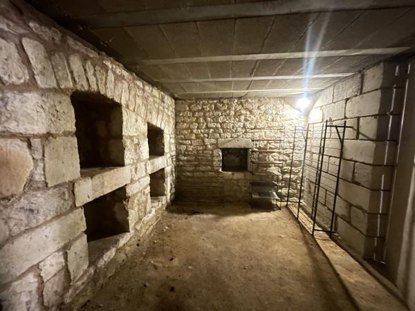 PAVILLON DE PLAIN PIED AVEC VUE DEGAGEE// SUPERBE TERRAIN arboré // PISCINE