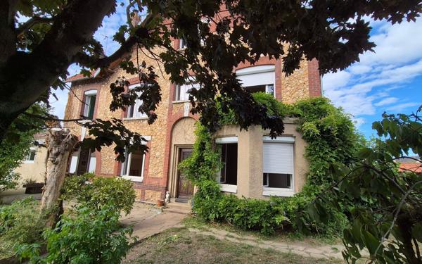 Maison à vendre    8 pièces • 150 m2 Oissel