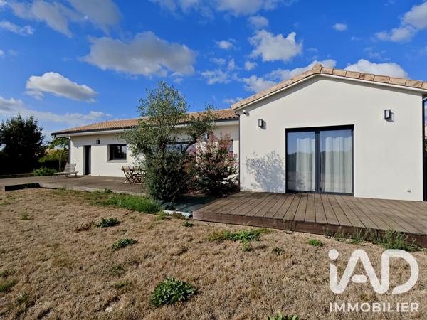 Maison à vendre 5 pièces 121 m² Saint-Jean-d'Angély