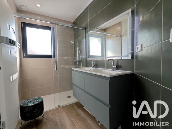 Maison à vendre 5 pièces 121 m² Saint-Jean-d'Angély