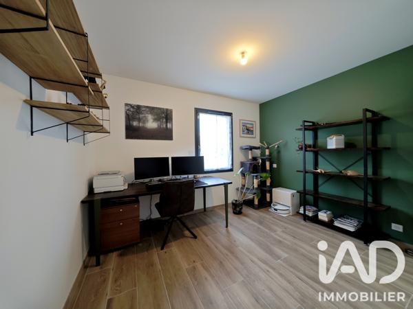 Maison à vendre 5 pièces 121 m² Saint-Jean-d'Angély