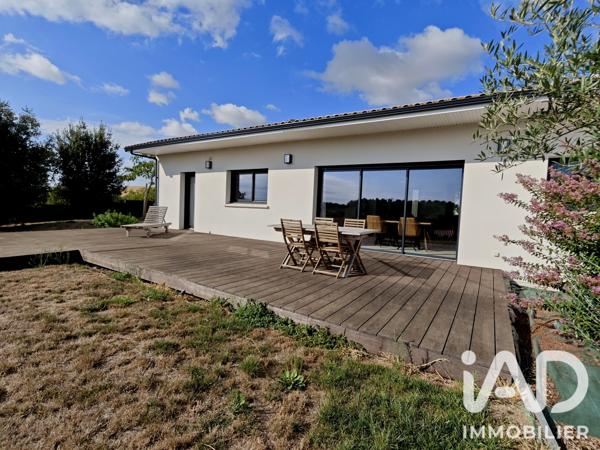 Maison à vendre 5 pièces 121 m² Saint-Jean-d'Angély