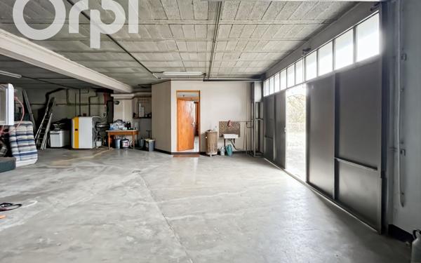 Maison à vendre    8 pièces •  Vogüé