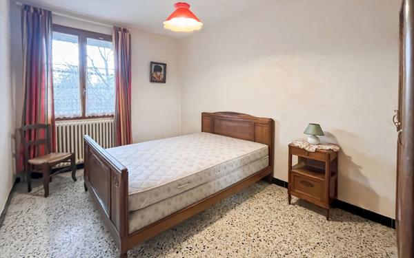 Maison à vendre    8 pièces •  Vogüé