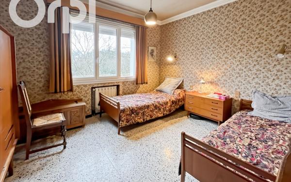 Maison à vendre    8 pièces •  Vogüé