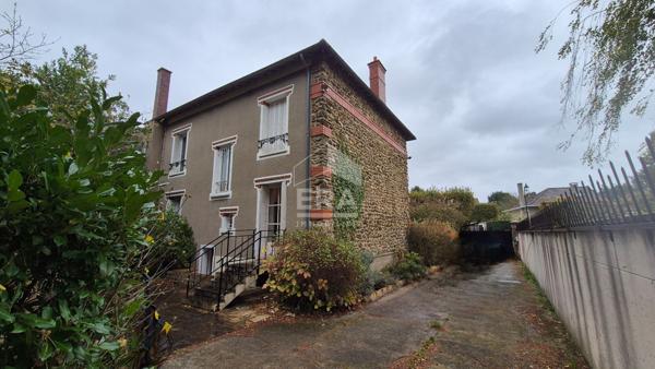 Maison Grisy Suisnes 6 pièce(s) 137 m2