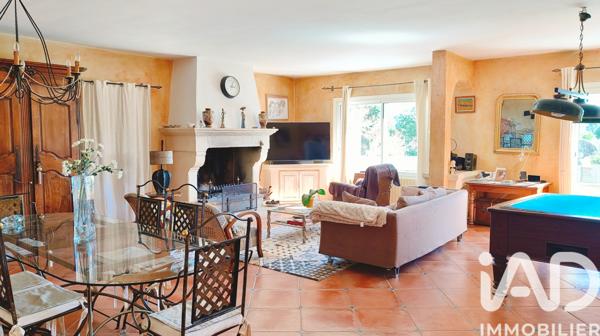 Maison à vendre 20 pièces 453 m² Saint-Laurent-d'Aigouze