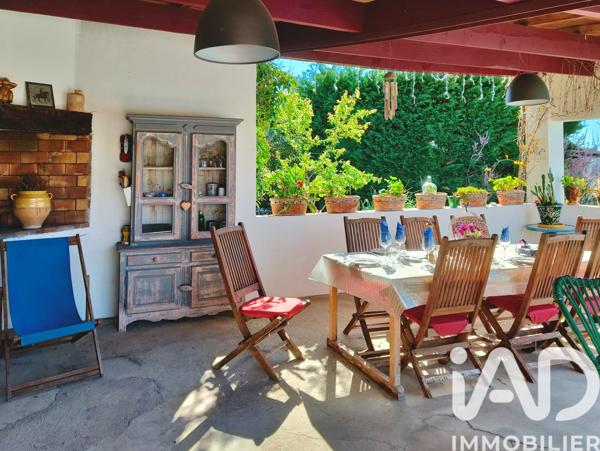 Maison à vendre 20 pièces 453 m² Saint-Laurent-d'Aigouze