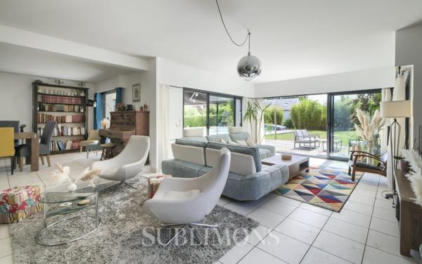 Maison 9 pièces 295 m²