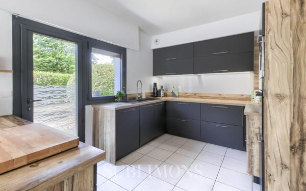 Maison 9 pièces 295 m²