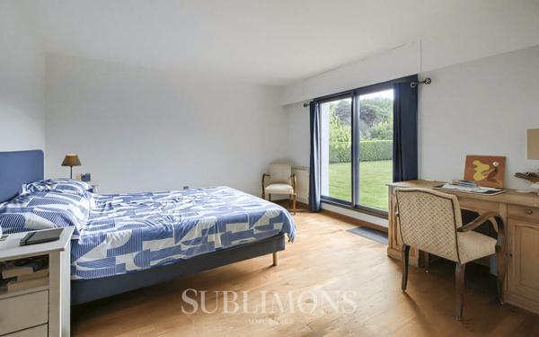 Maison 9 pièces 295 m²
