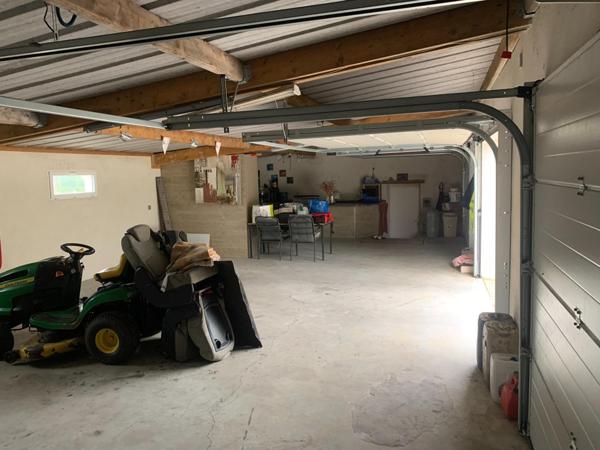 Maison à POILLE-SUR-VEGRE, 72350 - 5 pièces 170m²