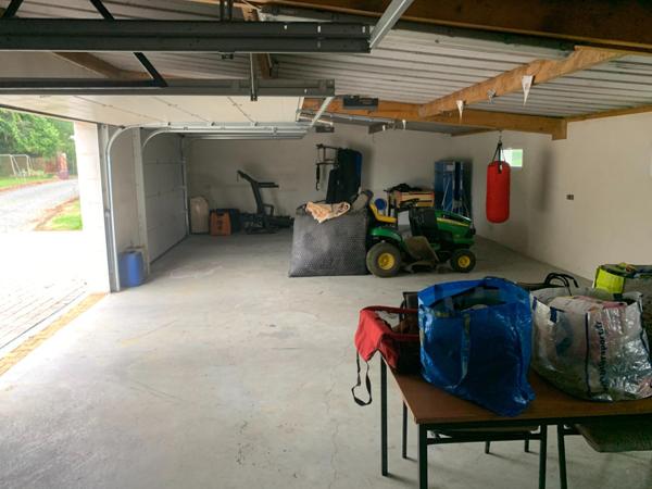 Maison à POILLE-SUR-VEGRE, 72350 - 5 pièces 170m²