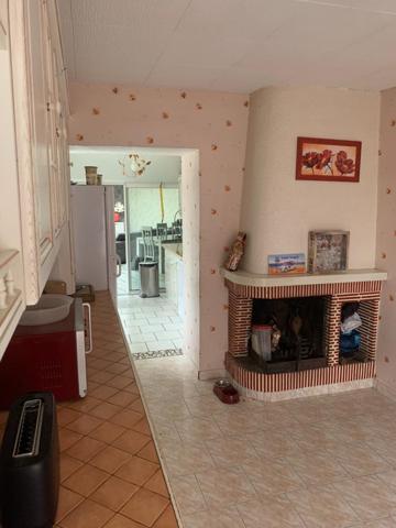 Maison à POILLE-SUR-VEGRE, 72350 - 5 pièces 170m²