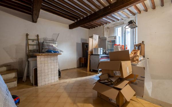 Maison à vendre    6 pièces • 136,97 m2 Forcalquier