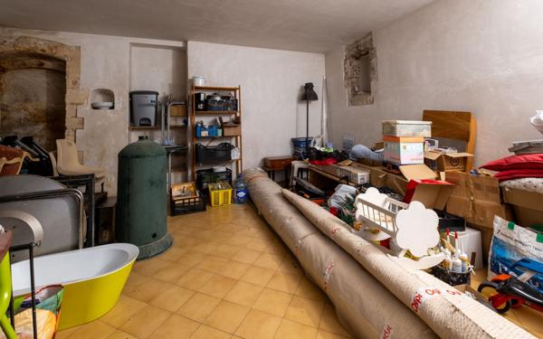 Maison à vendre    6 pièces • 136,97 m2 Forcalquier