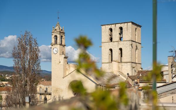 Maison à vendre    6 pièces • 136,97 m2 Forcalquier