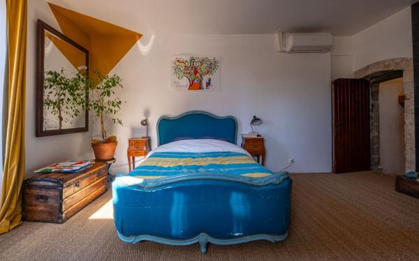 Maison à vendre    6 pièces • 136,97 m2 Forcalquier