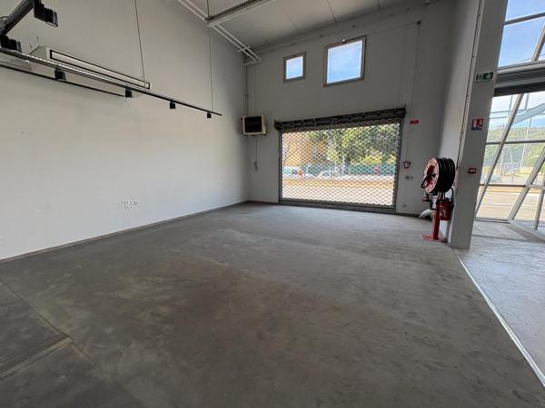 Aubagne (13400) Local d'activité / commercial de 450 - Camp Major / Aubagne