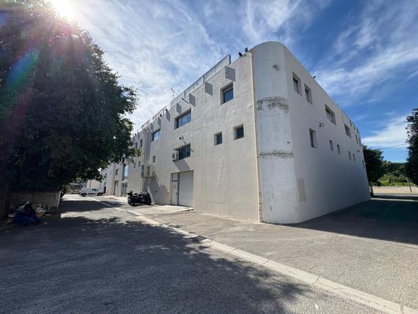 Aubagne (13400) Local d'activité / commercial de 450 - Camp Major / Aubagne