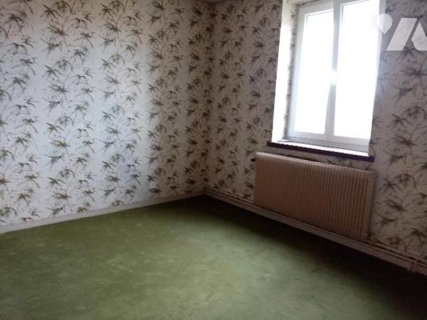 maison de village avec terrain de 1215 m² - état à conforter