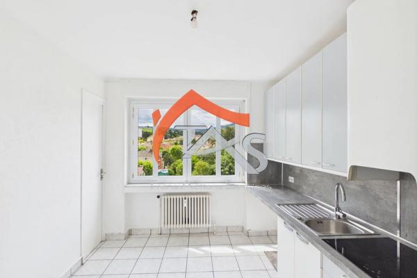 Vente                                                      Appartement
                        
                     3 pièces                      91 m2                     à Saint-Chamond